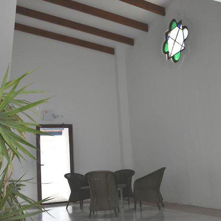 Hostal Dona Lola Marina Zahara de los Atunes Buitenkant foto