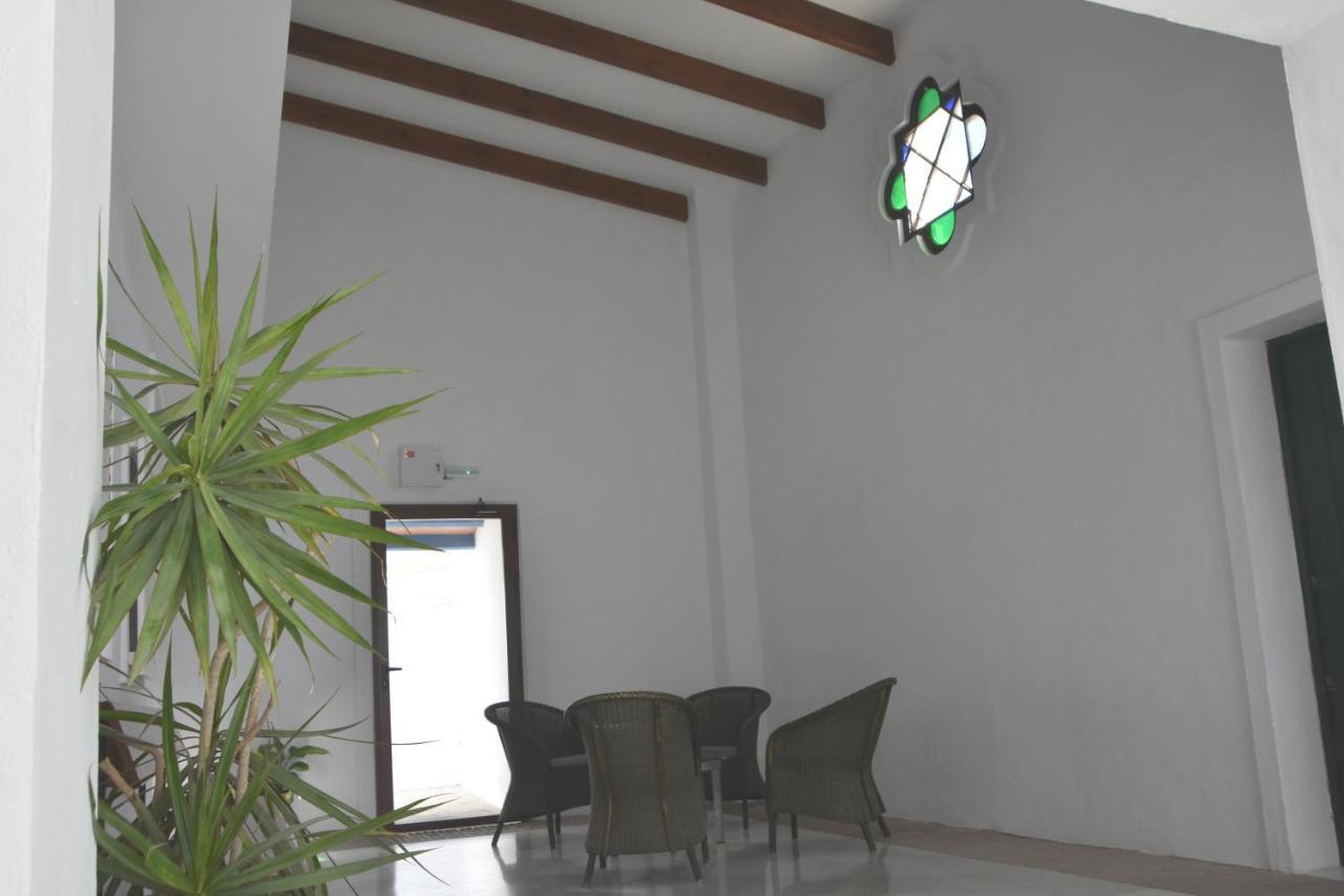 Hostal Dona Lola Marina Zahara de los Atunes Buitenkant foto